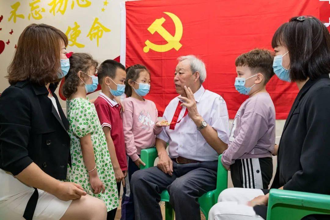 逗小猴开心系列210